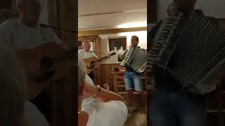 canti popolari - Il mio galletto con fisarmonica e chitarra