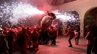 Bèsties de Foc El Bou Tradicional