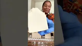 Cutting Sea Moss Soap With Vegan Ingredients & Mint Essential Oil | Nature's Natural Lather