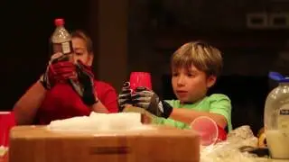 ReallyTwins make a Dry Ice Explosion!