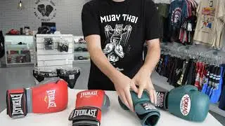 Cual es la diferencia entre un guante de boxeo y un guante de Muay Thai?