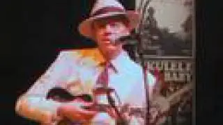 Craig Robertson: The dark side of the ukulele