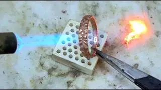 How to make a twisted ring ! Handmade jewellery ! Beautiful design copper ring making