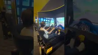 Sim race in Brighton Marina ￼at Vrroom