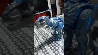 a rexy virou um transformers🦖😲