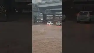Это УЖАСНО! Наводнение в Найроби!