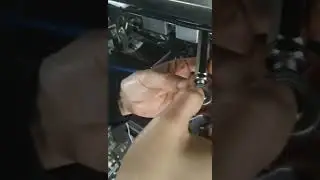 Adjust the hanging thread position during installation and commissioning of tea bag packing machine