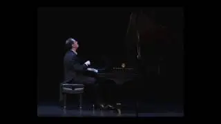 Roberto Plano plays Mozart, Sonata in B Flat Major KV 333