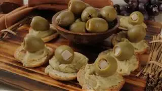 Come fare il pat&eacute; di olive: perfetto per animare antipasti e buffet!