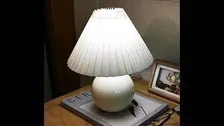 Elegant Bedside Table Lamp | Cozy Bedroom D&eacute;cor Ideas