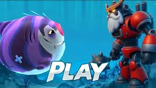 GIANT CLOWNCY SHARK VS MECHA CLAUS BOSS - Hungry Shark World