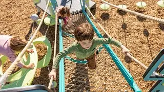 FlexxWay&trade; Climber - PlayBooster&reg; - Landscape Structures