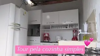 TOUR NA MINHA COZINHA SIMPLES ❤️ | Casando aos 19