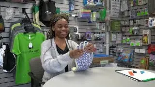 Vision Forward Store - Oven Mitt Demonstration