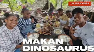 LIBURAN DIJOGJA ‼️ANAK MALEO 3 TAHUN SEKALI MAKAN DAGING DINOSAURUS 🤣