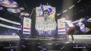 Packed 98 Cruyff in a Small Prime Electrum Players Pack. (Tradable)