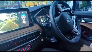 #AUTOMATIC #PARALLEL PARKING IN THE #MG #GLOSTER.