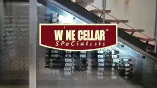 Modern **Custom Wine Cellar** in GLASS & brushed ALUMINUM