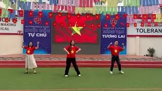 M&Uacute;A S&Acirc;N TRƯỜNG - VIẾT TIẾP C&Acirc;U CHUYỆN H&Ograve;A B&Igrave;NH