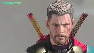 THOR: RAGNAROK GLADIATOR THOR (DELUXE VERSION) 1/6TH SCALE COLLECTIBLE FIGURE
