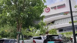 The way to the Chip Mong 271 Mega Mall