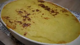 Shepherds pie recipe | Qeema or mashed potato recipe | Khalida Kitchen | English subtitles| in Urdu