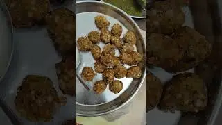 vrat food.... wada  without oil in appa pan 😍😍 #food #insta #youtube #shorts #colors #love