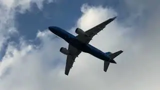 Stunning Planes Landing and Takeoff #planespotting #plane #aviation