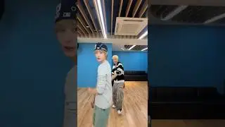 #KickFlip #동화 님과 Thumpa thumpa thump 🥊 #NEXZ #HYUI #킥플립 #Donghwa #Beat_Boxer
