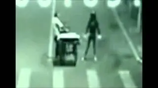 Teleportation girl caught on traffic cc camera