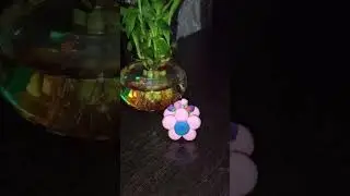 A Pretty Small Flower Pot was made out of clay 🌷🌸🌹🌺🌻🌼🏵️💐💠🪷🪻🎍