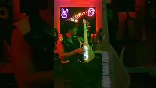 The Final Countdown/Jump with a futuristic Guitar? #guitarist #guitarsynth  #80s @enyamusicglobal