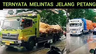 MELINTAS  MENJELANG PETANG ‼️ TRUCK MUATAN BERAT DAN BIS PARIWISATA.