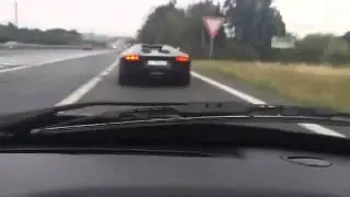 Alfa Romeo 146 2,0 16V Turbo vs Lamborghini Aventador