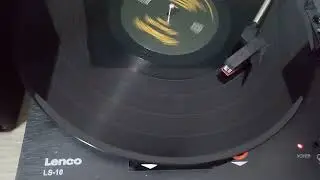 Allan Clarke - Long Cool Woman's Back In Town