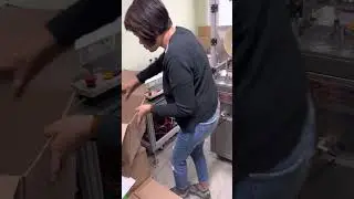 Automatic CD/DVD Cello Wrapping Machine