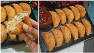Creamy Chicken Half Moon || Chicken Half Moon Pie Recipe ||By Spice with Tabbu ||