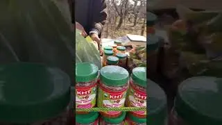 Making #Pure #AppleJuice at Apple Valley #Kashmir | Apple Juice | Fresh Apple #shorts #india #apple