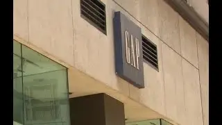 200 Gap and Banana Republic stores closing