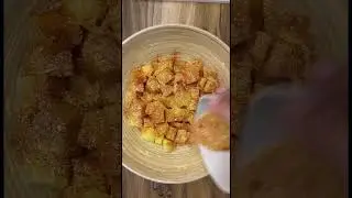 Thank me later!  ##potatorecipe  #patatasbravas #food #foodie #spicy #chips #deepfried #streetfood