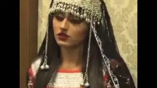 Yemeni traditional wedding clothes