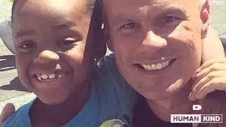 This police officer dances, feeds, inspires kids in the best way