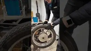 Разбираю заднюю подвеску на Иж Юпитер-5
