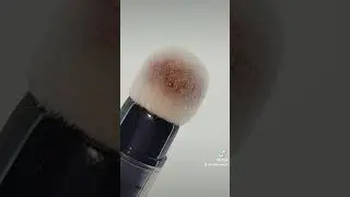 Makeup Revolution Brightlight Highlighter Wand