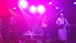 Die Hinichen - Jeda Kibara und jeda Gendarm @ SiMM City - 3.12.2022