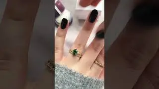 Sunlit Green Sapphire Ring