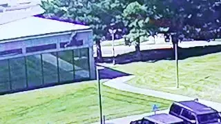 New video shows suspect climbing down building after Charlie Kirk shooting | Full Press Conference
