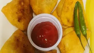 ठेले वाला देसी आलू समोसा 😋 | कुरकुरा बाहर, मसालेदार अंदर | Samosa Recipe#viral #food #recipe 