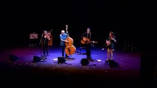 Chris Jones & The Night Drivers: 