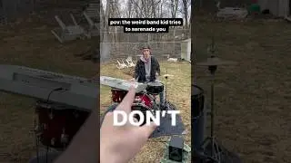 POV: музыкант поёт тебе серенаду
